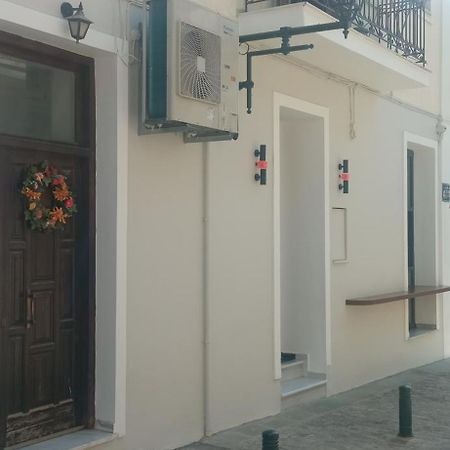 Evi'S Apartment Nafpaktos Exterior foto